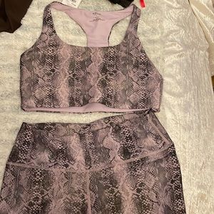 Aqua Athletic Purple Snakeskin Workout Set Size Large